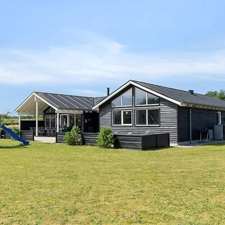 Holiday home 18 Person In Lb K Aalbaek