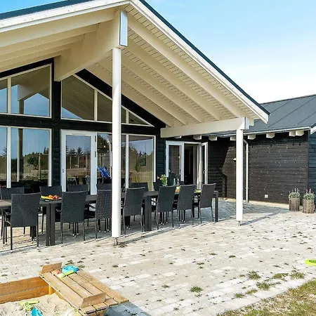18 Person In Lb K Holiday home *