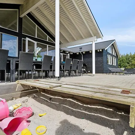 5 Star Holiday Home In Albaek بيت للعطل Ålbæk